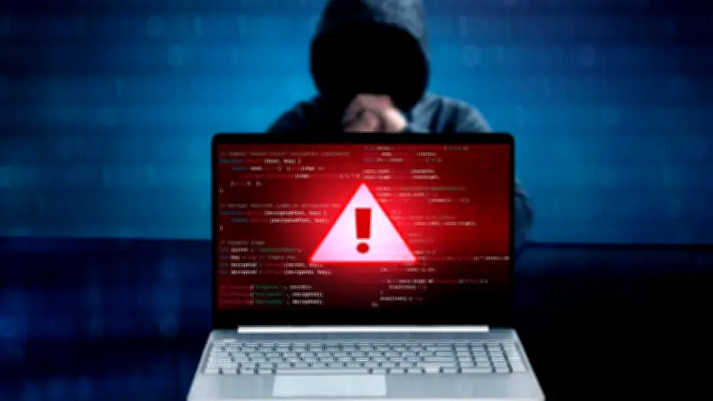 Alertan por fraudes con ligas falsas de Finanzas CDMX