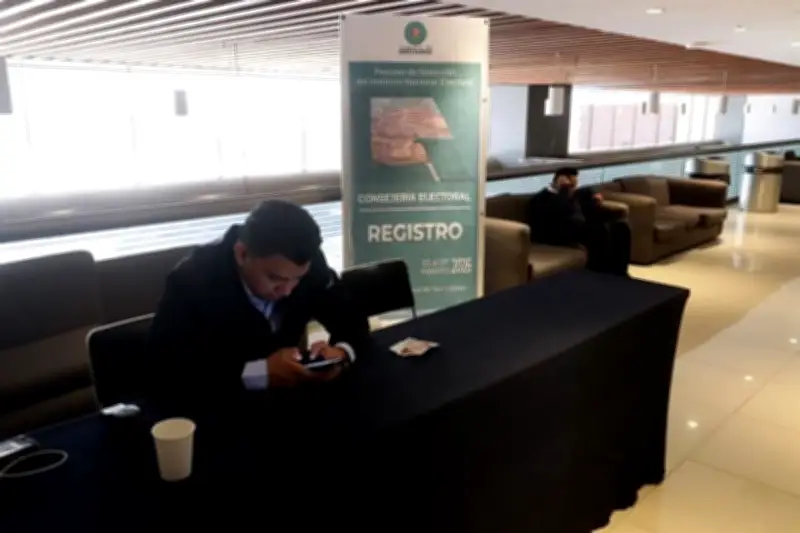 Alertan por proceso exprés para designar consejeros del INE; críticas por falta de transparencia