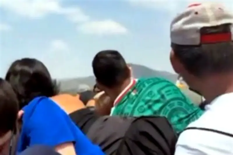 AMLO advierte sobre sacrificio de mandatarios si se mueven de sus cargos