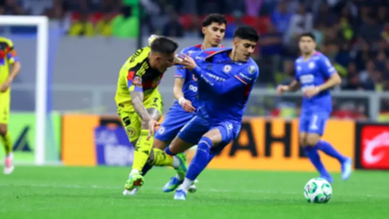 América y Cruz Azul empatan 1-1 en el regreso del Clásico Joven al Estadio Azteca