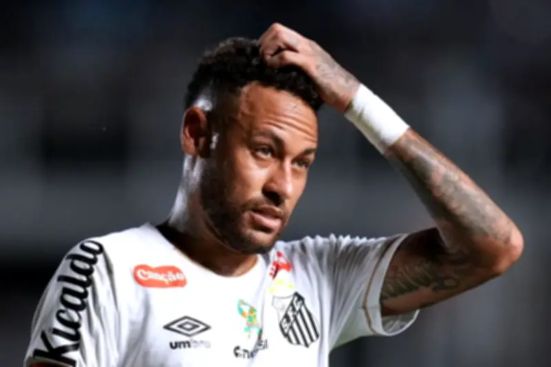 Ancelotti da esperanzas a Neymar de ir al Mundial con Brasil