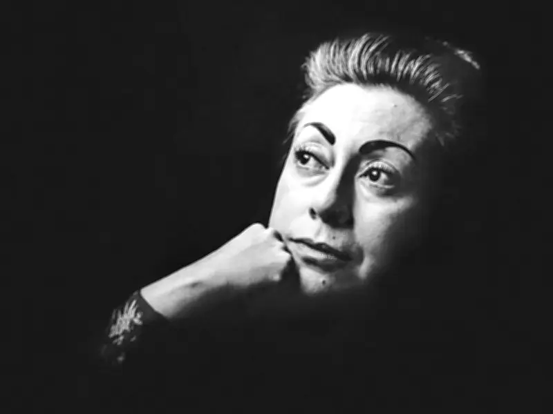 Archivo de Rosario Castellanos revela intimidad de la escritora y su lucha por un espacio propio