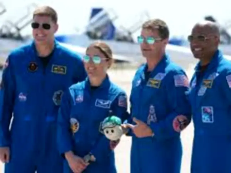 Artemis II: Astronautas llegan a plataforma para histórico lanzamiento lunar