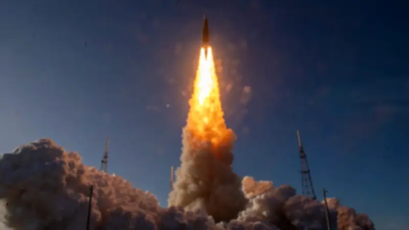 Artemis II Despega: Los Cuatro Momentos Clave del Histórico Viaje a la Luna