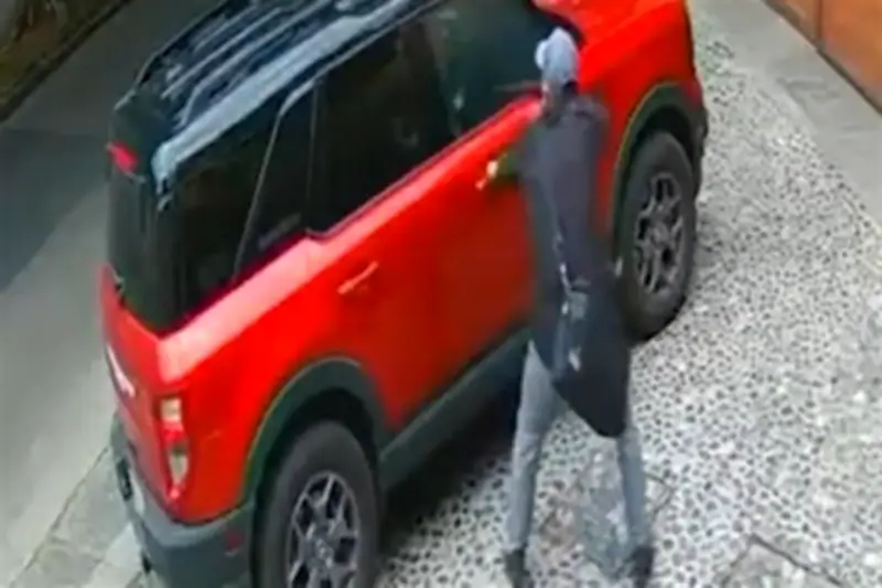 Asaltan a Tripulantes de un Automóvil en la Colonia Miguel Hidalgo