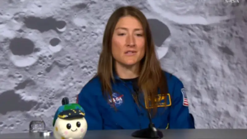 Astronauta de Artemis II revela su terapia física tras regreso del espacio