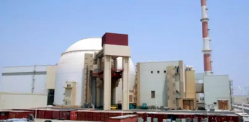 Ataques cerca de central nuclear iraní de Bushehr elevan alerta internacional por riesgo radiológico