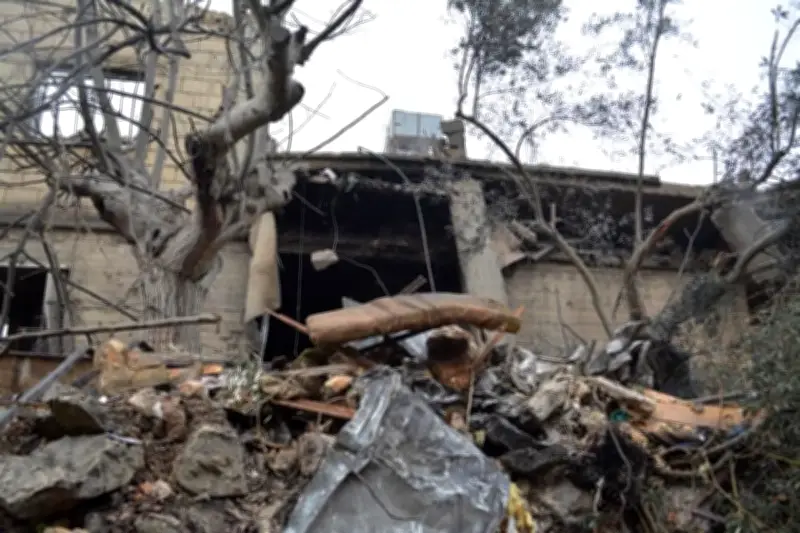 Ataques israelíes en Líbano dejan 10 muertos, incluyendo civiles