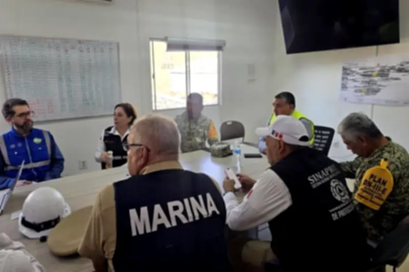 Autoridades ajustan estrategia de rescate para mineros atrapados en Sinaloa