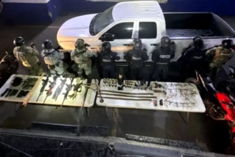 Autoridades aseguran arsenal de alto poder en Puebla tras operativo de seguridad