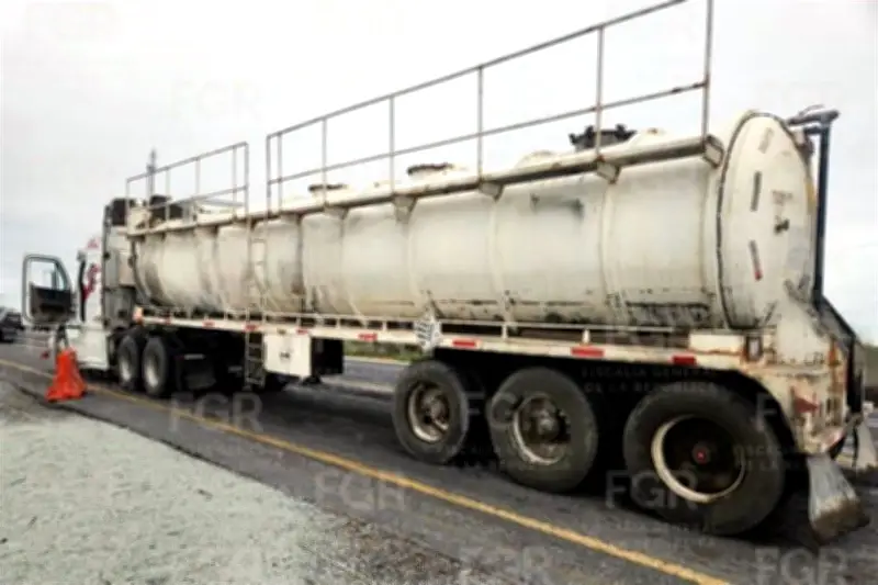 Autoridades decomisan más de 209 mil litros de huachicol en operativo contra robo de combustible