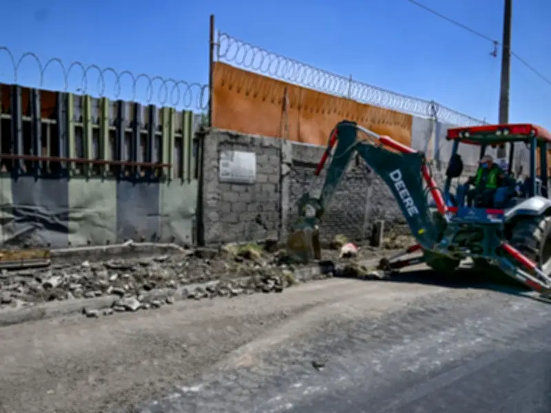 Avance del 70% en rehabilitación de Avenida Central y Periférico Oriente