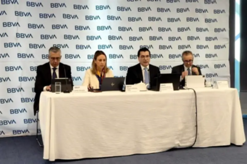 BBVA reduce 52% crédito a gobierno por menor inversión
