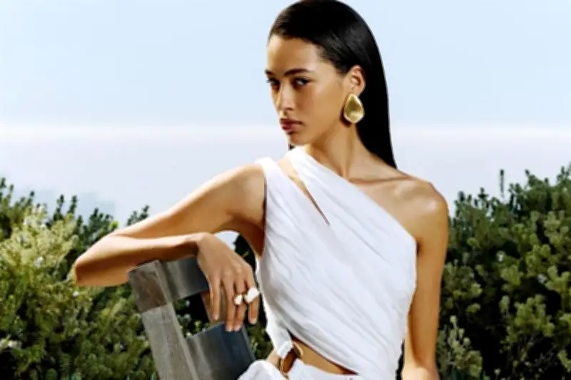 Bellezas al Sol: Guía de Estilo para Tus Días de Playa