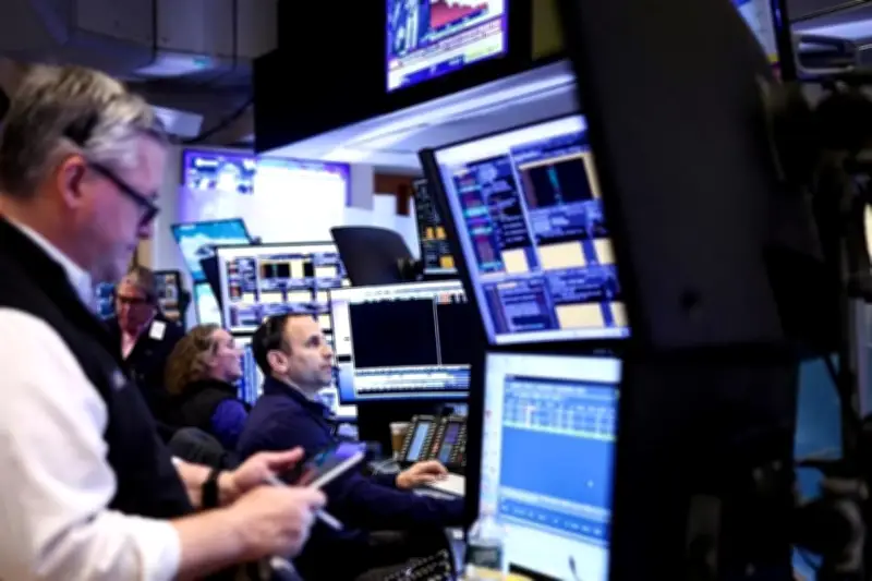 Blue Owl Limita Retiros en Dos de sus Fondos de Inversión en México