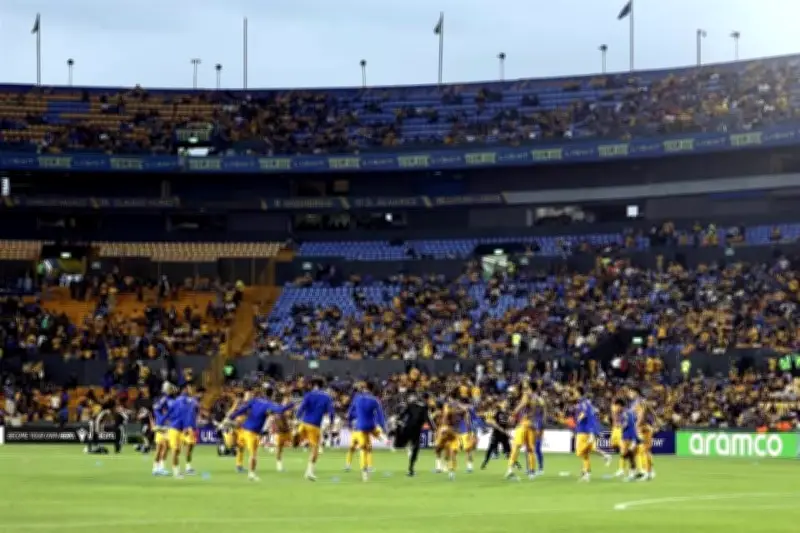 Brunetta se dirige a la banca para enfrentar al Seattle Sounders en la MLS