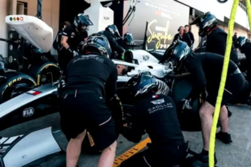 Cadillac busca competir con escuderías en zona de puntos del automovilismo