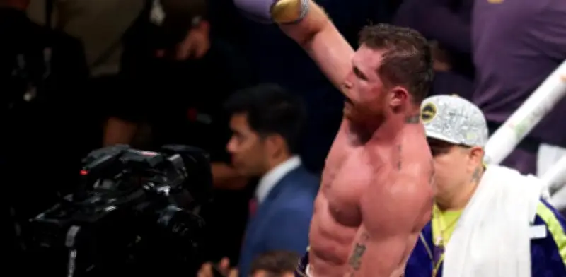 Canelo Álvarez responde a llamado familiar y apoyará tratamiento contra cáncer de estómago