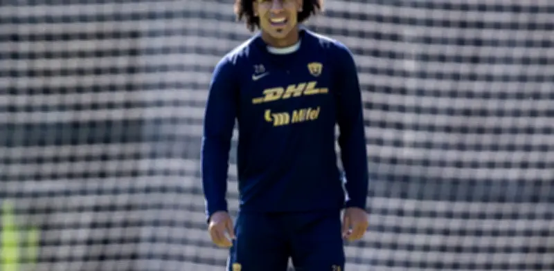 Carrasquilla regresa a Pumas para enfrentar al líder Chivas en el Clausura 2026