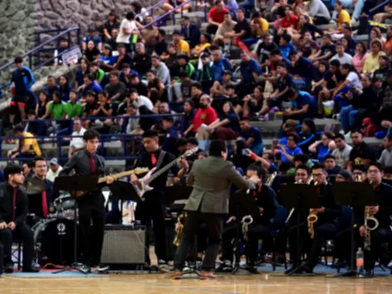 Carrera por la Paz reúne a 9 mil corredores en CU