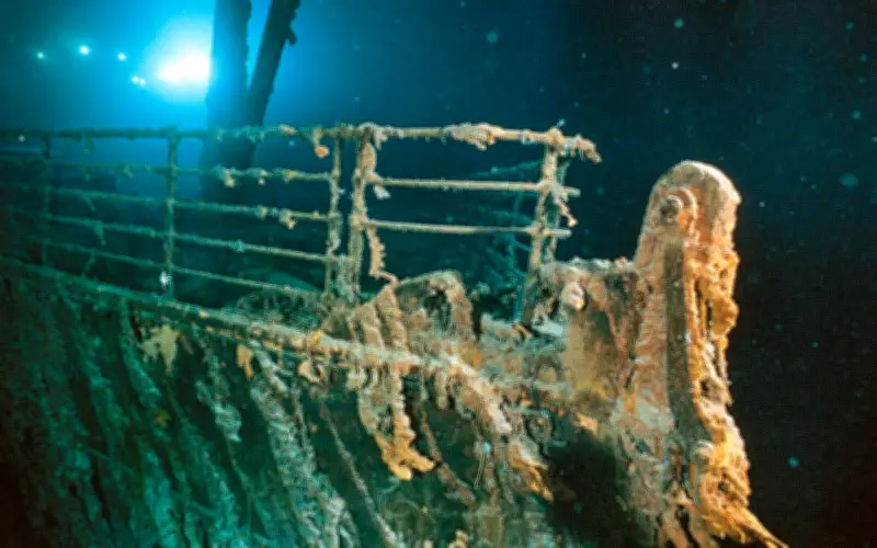 Chaleco salvavidas del Titanic se subasta por cifra récord de 670 mil libras