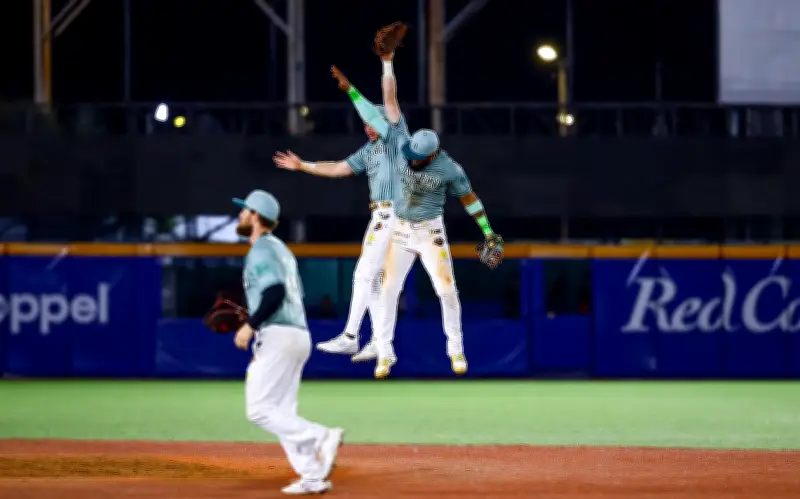 Charros de Jalisco remonta y gana serie ante Caliente de Durango