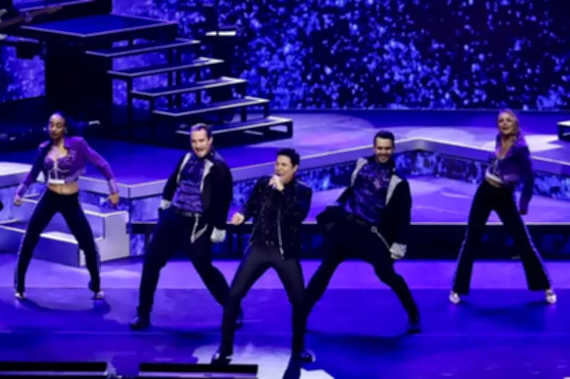 Chayanne brilla como un torero en el Auditorio Nacional con su gira 'Bailemos Otra Vez'