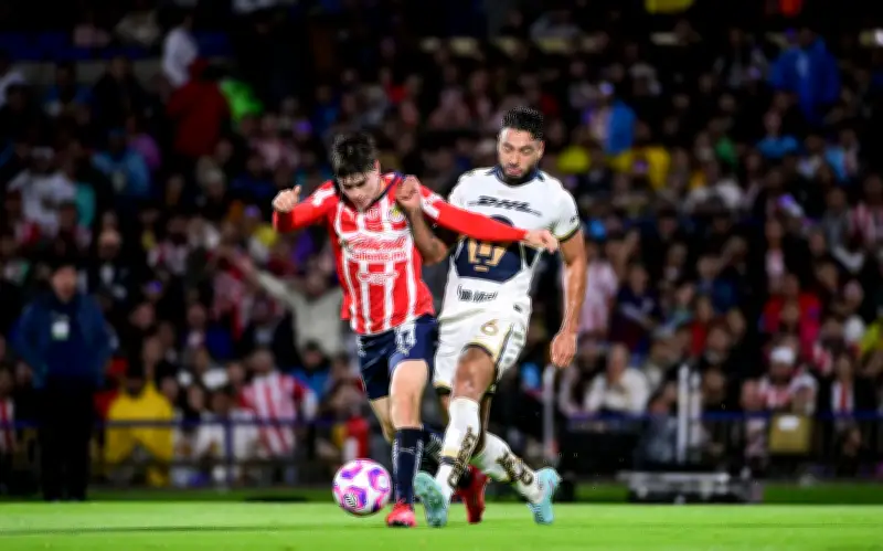 Chivas busca récord histórico ante Pumas en duelo de gigantes del fútbol mexicano