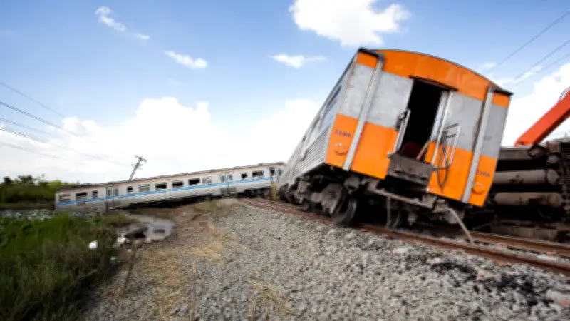 Choque de Trenes en Ramos Arizpe, Coahuila, Deja Dos Maquinistas Heridos