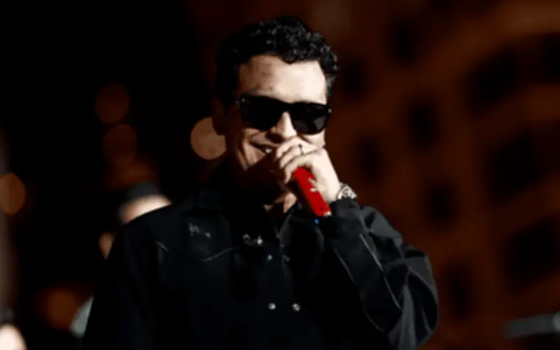 Christian Nodal se abre emocionalmente en concierto en Querétaro