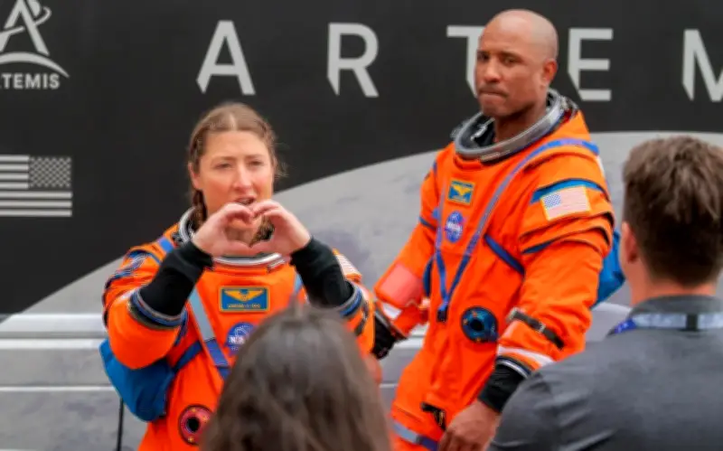 Christina Koch: De la Luna Rosa a la órbita lunar, un símbolo de la nueva exploración espacial