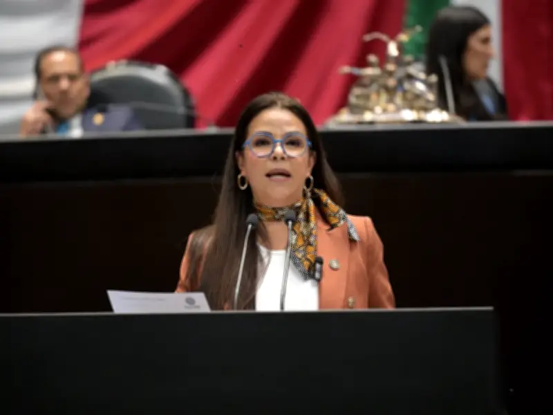 Cámara de Diputados aprueba modificaciones de Monreal para regular Inteligencia Artificial