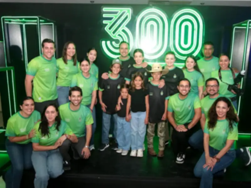 Coahuila clausura exitoso programa de liderazgo juvenil '300 Pa'delante' con 2,400 beneficiados