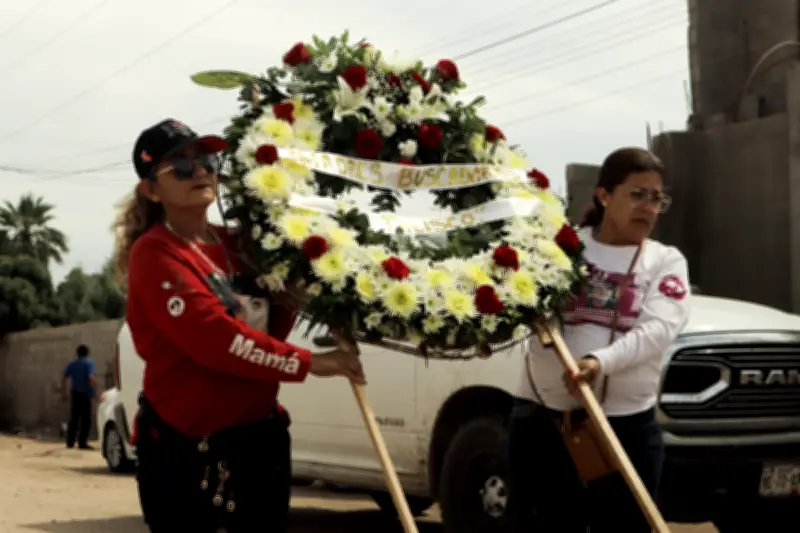 Colectivos de Búsqueda Acompañan a Cecilia Flores en el Funeral de su Hijo