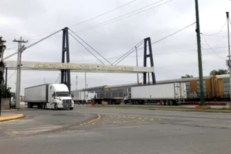 Comerciantes de Coahuila amenazan con bloqueo en cruce fronterizo por cierre de garita