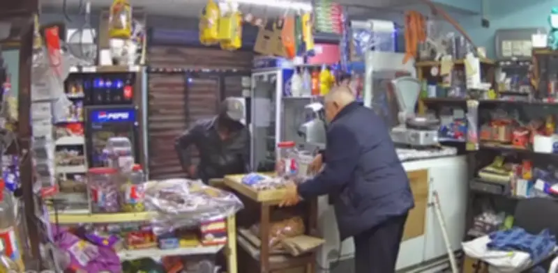 Con extrema violencia, ladrón hiere a adulto mayor durante asalto a tienda en Pachuca, Hidalgo