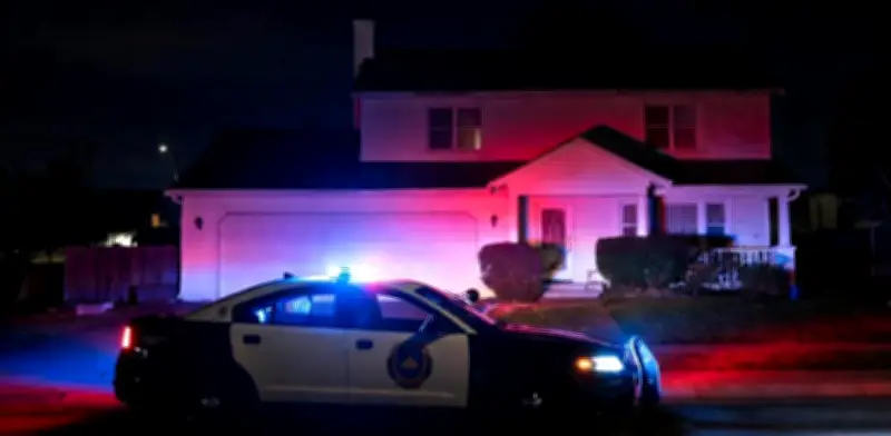 Condenan a 6 años y 8 meses a hombre que lamió pies de mujer sin consentimiento en California