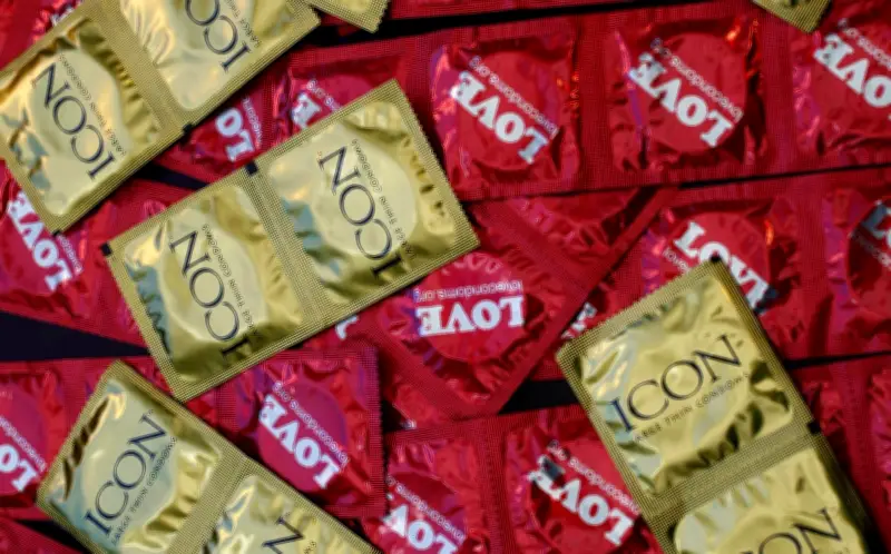 Condones subirán hasta un 30% por guerra en Medio Oriente