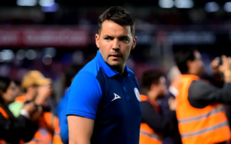 Cruz Azul despide a Nicolás Larcamón: Joel Huiqui asume como técnico interino