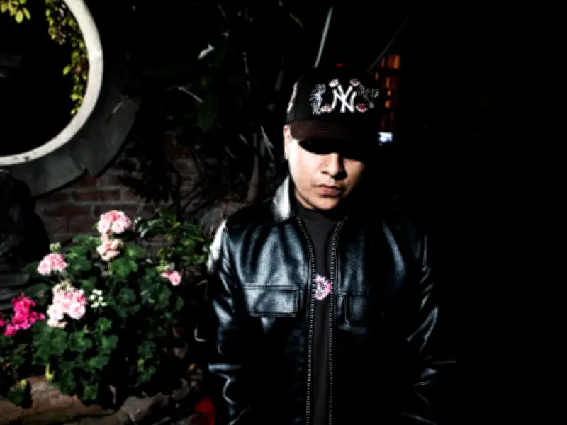 Danny Padilla fusiona clásicos musicales con corrido tumbado en 'Éxitos Ajenos Vol. 2'