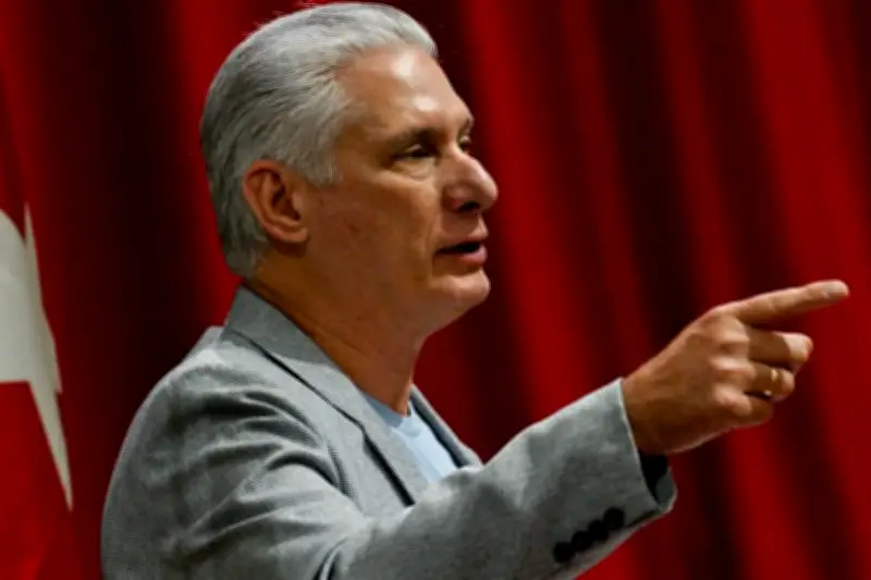 Díaz-Canel afirma que no renunciará al mandato de Cuba pese a crisis