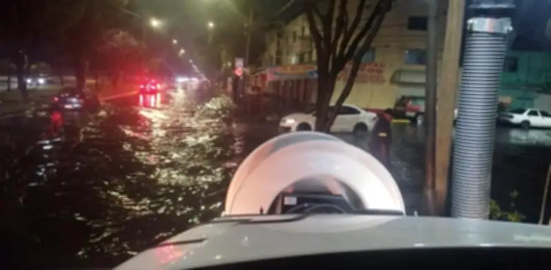 De lluvias a calor extremo: CDMX enfrenta caos vial y altas temperaturas