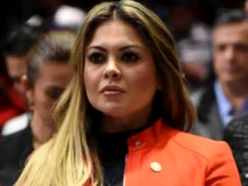 Diputada de MC exige transparencia en licitación de alumbrado en Tlaquepaque