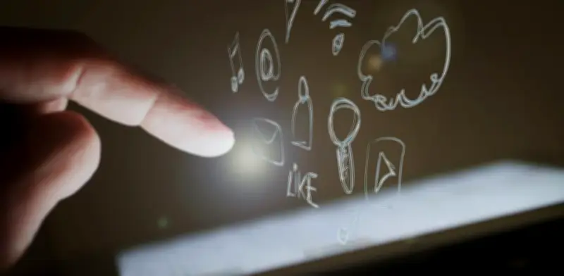 Diputada del PAN busca prohibir redes sociales para menores de 16 años en CDMX