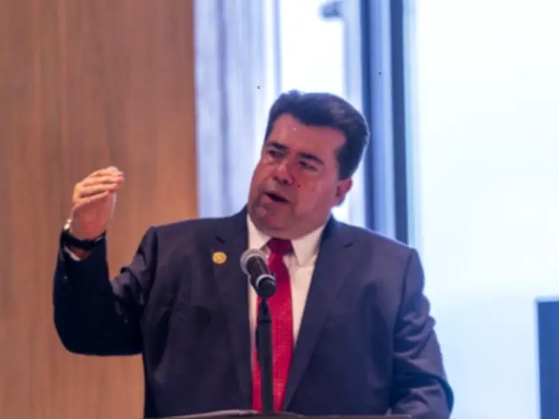 Diputado advierte: México necesita equilibrio laboral urgente para proteger derechos humanos