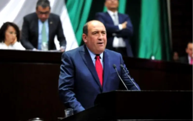 Diputado PRI propone eliminar comisiones bancarias en cuentas básicas y nómina