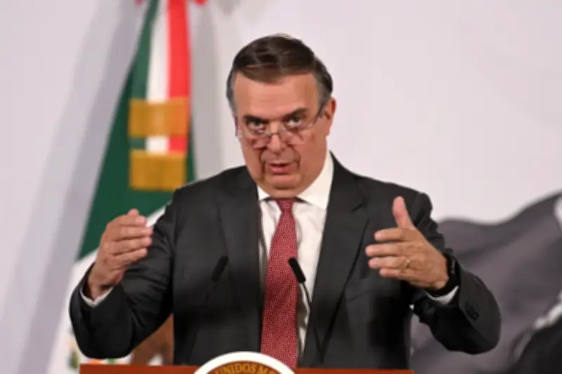 Ebrard defiende estancia de su hijo en embajada de Londres: 'No veo ningún abuso'