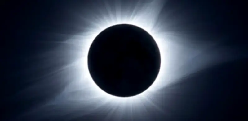 Eclipse solar 2026: León, Oviedo y Navia, puntos clave en España