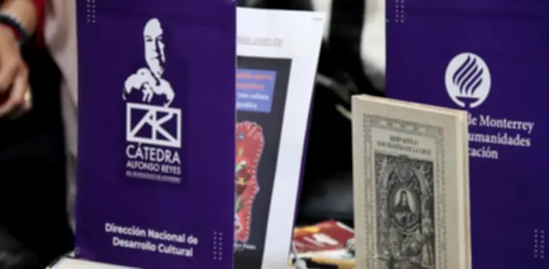 Edición facsimilar de Sor Juana: Respuesta a Sor Filotea