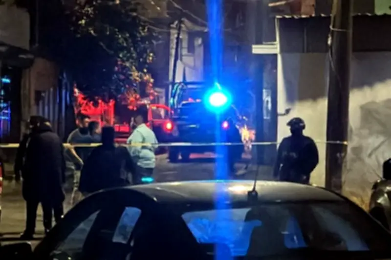 Ejecutan a joven y hieren a otro en ataque armado en Nuevo León